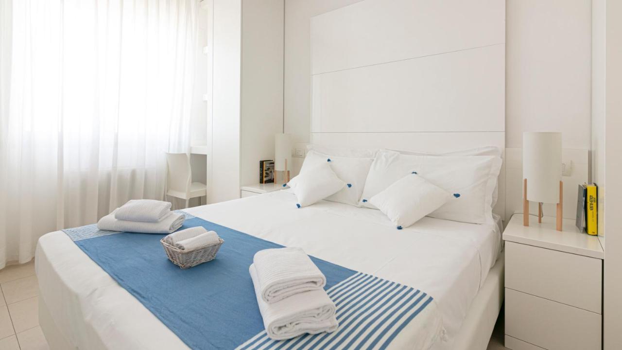 Residenza Excelsior Apartment Васто Екстериор снимка