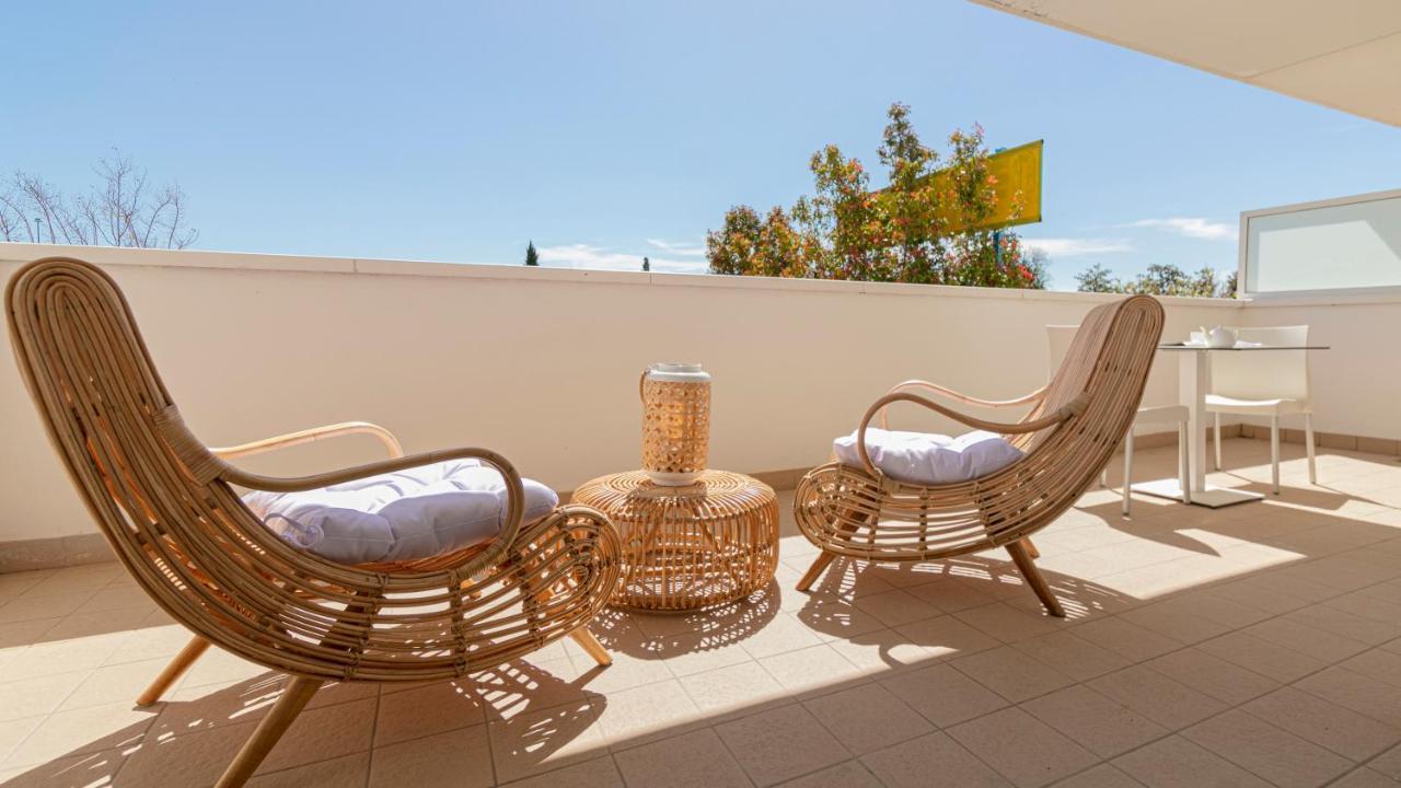 Residenza Excelsior Apartment Васто Екстериор снимка
