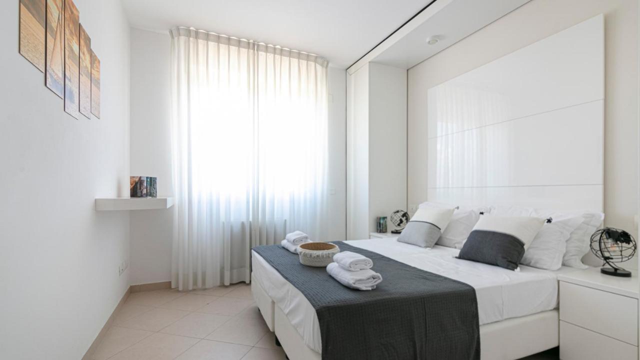 Residenza Excelsior Apartment Васто Екстериор снимка