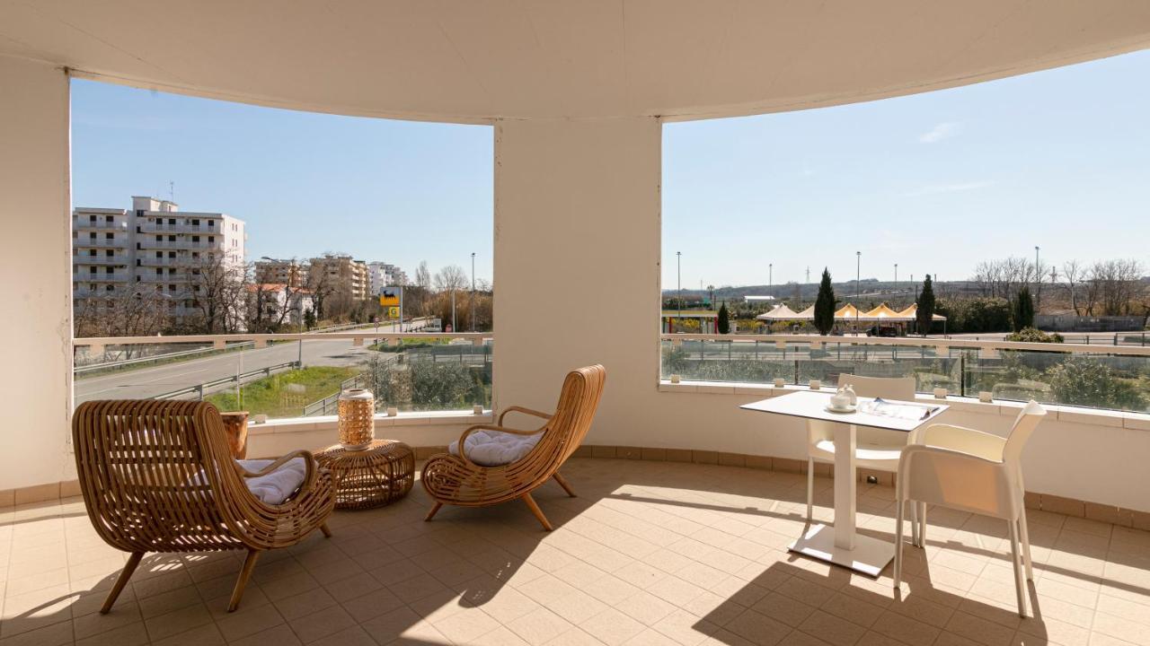 Residenza Excelsior Apartment Васто Екстериор снимка