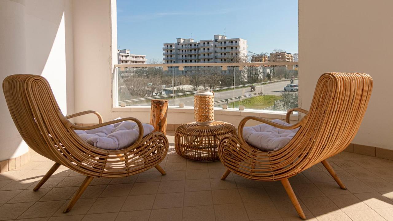 Residenza Excelsior Apartment Васто Екстериор снимка