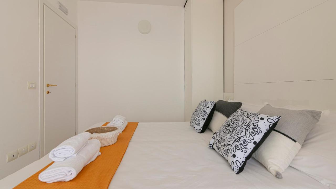 Residenza Excelsior Apartment Васто Екстериор снимка