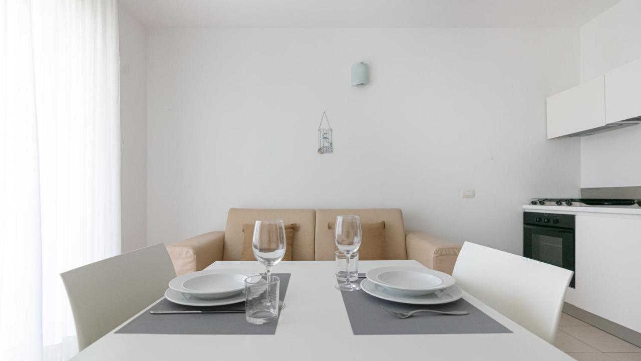 Residenza Excelsior Apartment Васто Екстериор снимка